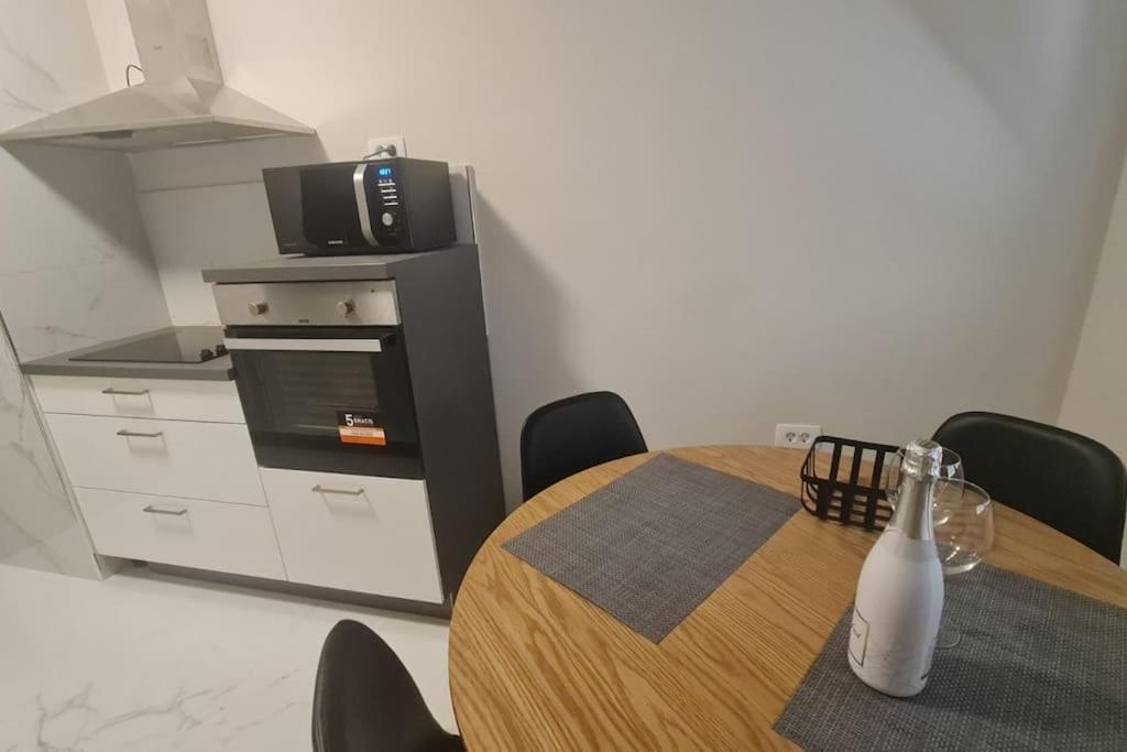 Mias Luxury Apartment Риека Экстерьер фото